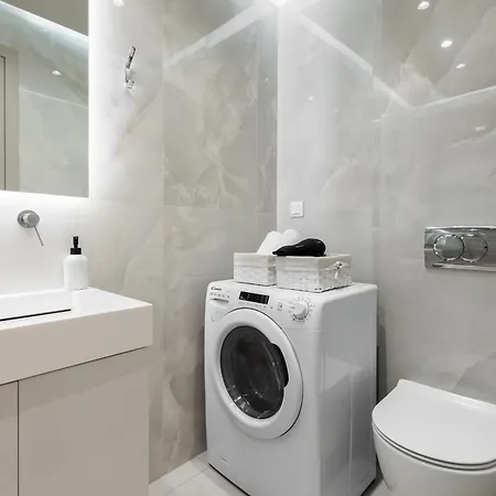 Ly Gold Center Thessaloníki